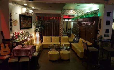 Best nightlife in Parañaque .